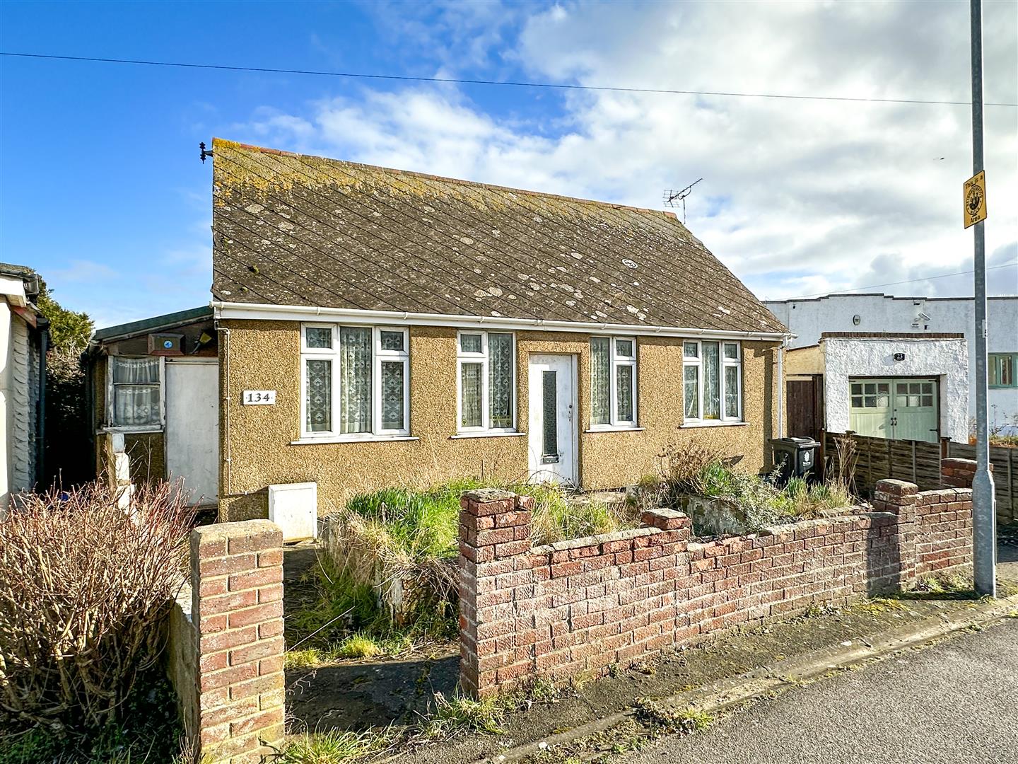 Golf Green Road, Jaywick Village Sheen's